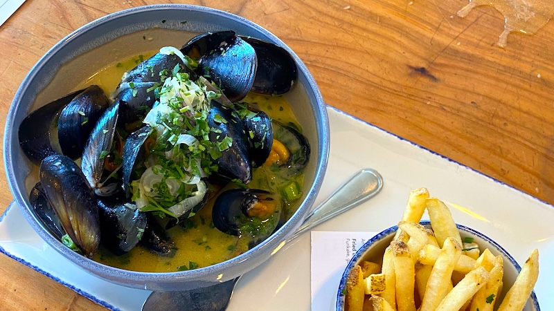 Mussels at Tony's Seafood Restaurant, Marshall California